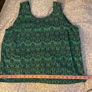 Elegant Green Patterned Women's Top